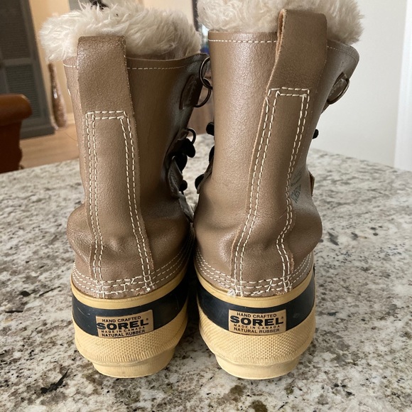 Sorel Wool-insert Leather and Rubber Winter Boots - Picture 4 of 7